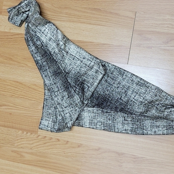 Torrid Size 1 Metallic Gold Leggings PREMIUM LEGGING - METALLIC FOIL CROSSHATCH - Picture 12 of 13